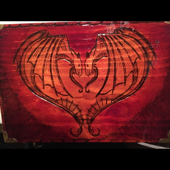 Stainless Steel Chainmaille Necklace w/Paired, Modified Display Jewelry Box. - Picture 4 of 4